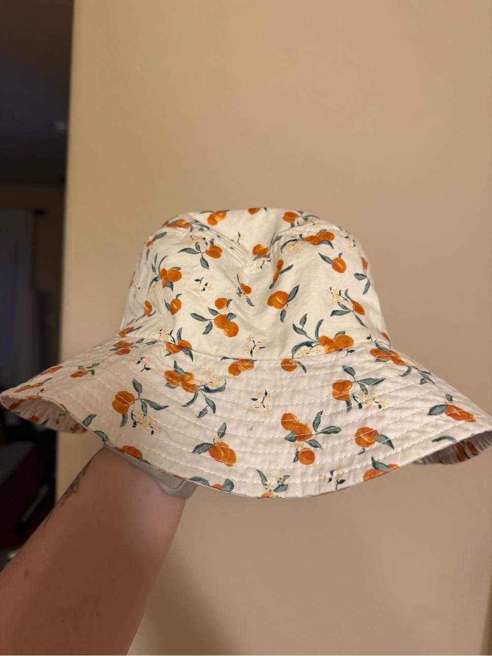 Abercrombie & Fitch 100% Cotton Bucket Hat Oranges